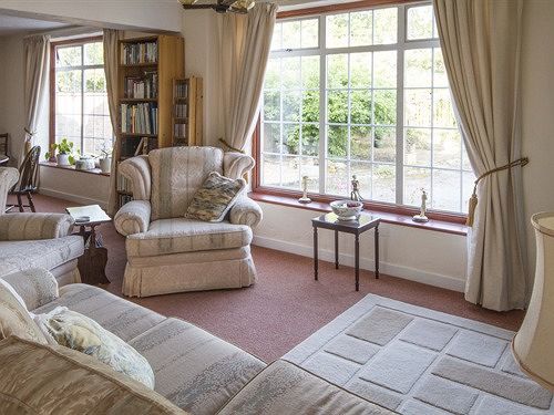 Magpies Lodge Slinfold Екстер'єр фото